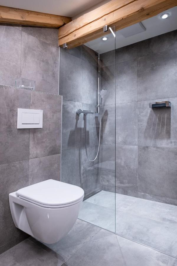 Haus Schoenwies Apartamento *